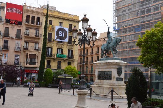 la Plaça Prim