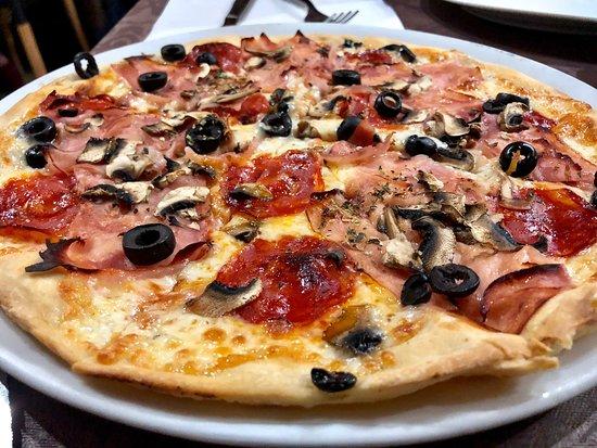 Restaurante Pizzeria Les Cases