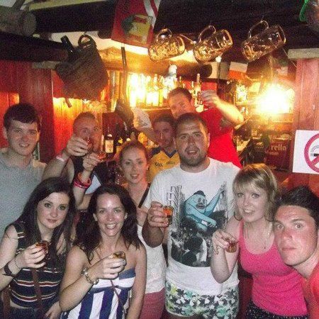 Quinns Irish Bar